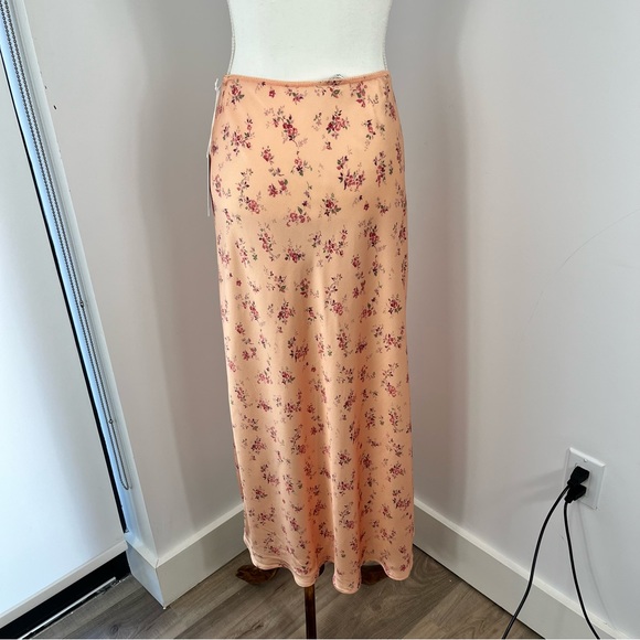 Reformation Layla floral silk slip skirt - Picture 5 of 8